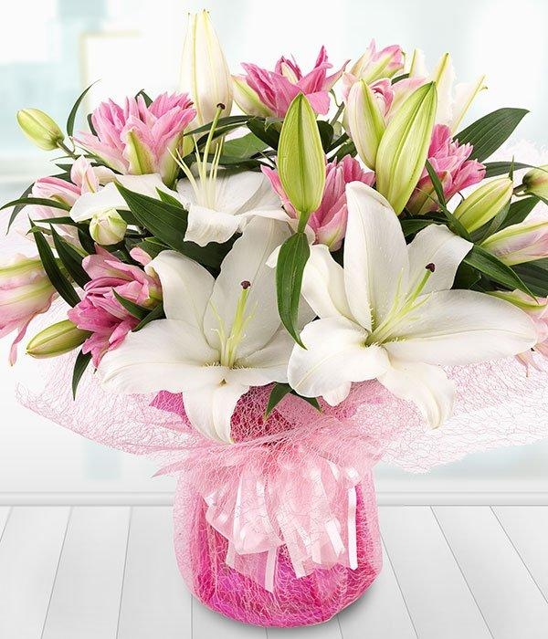 White and Pink Lily Bouquet – Timeless Elegant Lilies