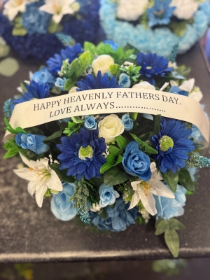 Large Silk Posy with Ribbon